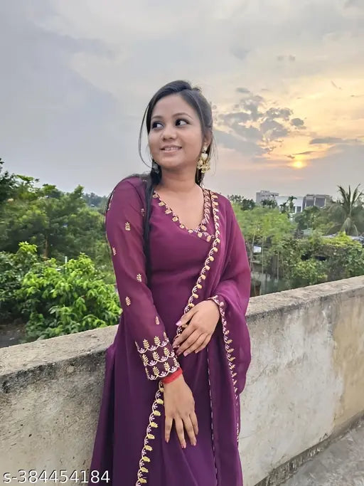 Georgette Falsa embroidery kurti for women, long-sleeved Indian traditional attire with intricate patterns