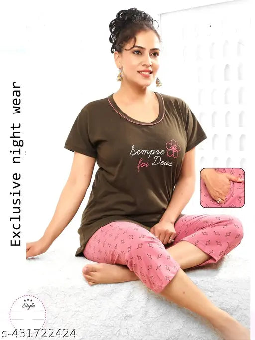Premium hosiery cotton half-sleeve round neck t-shirt & capri set for nightwear, printed net pattern on display