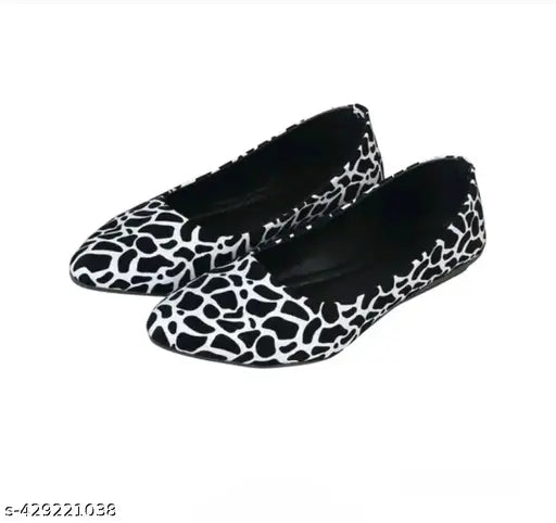 Black and white printed slip-on flat sandals for women - Flat Women Belleis from India