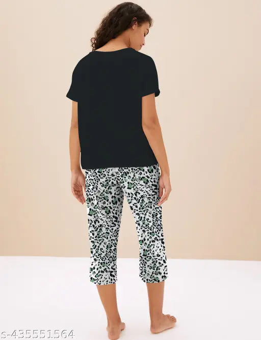 Essanza ladies capr sleeve capri set, printed cotton knit pyjamas with short sleeves, 100% cotton, size variety available
