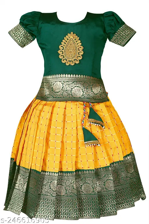Taffeta silk Lehnvel Girls Lehanga Choli with floral design for traditional South Indian parties, ready-to-wear with soft cotton inner and back zipper closure