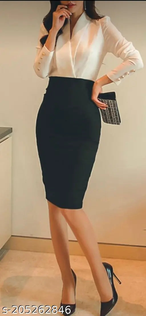 Premium quality Korean-style pencil skirt in modal fabric, solid design, size 26/28