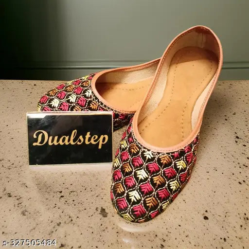 Synthetic textured ballerinas in Ind-4, 5, 6, 7, 8, 9 sizes - DU02BELLY slip-on footwear from India