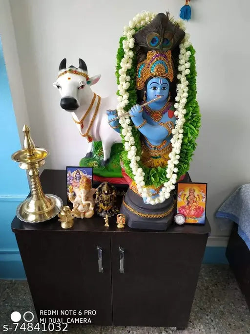 Handmade white polyester mogra garland, 5ft decorative creeper for home/office, Indian-origin figurine art piece
