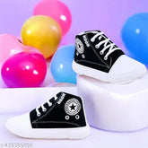 Black canvas and rubber children's sneakers, colorblocked design, suitable for boys and girls aged 2 to 10 years, breathable shoes for daily wear, made in India