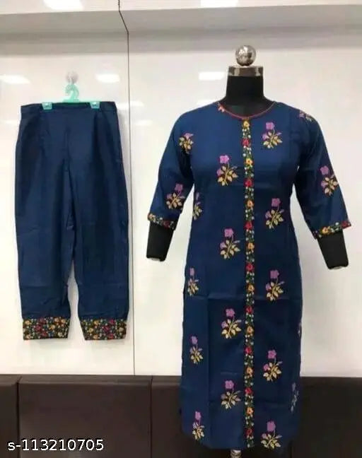Cotton three-quarter sleeve women's dress, solid pattern, various sizes from XXS to XXXL, Indian origin