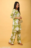 Women's trendy abstract print Kora Muslin kurti pant coord set with three-quarter sleeves, Palazzo bottoms, India origin