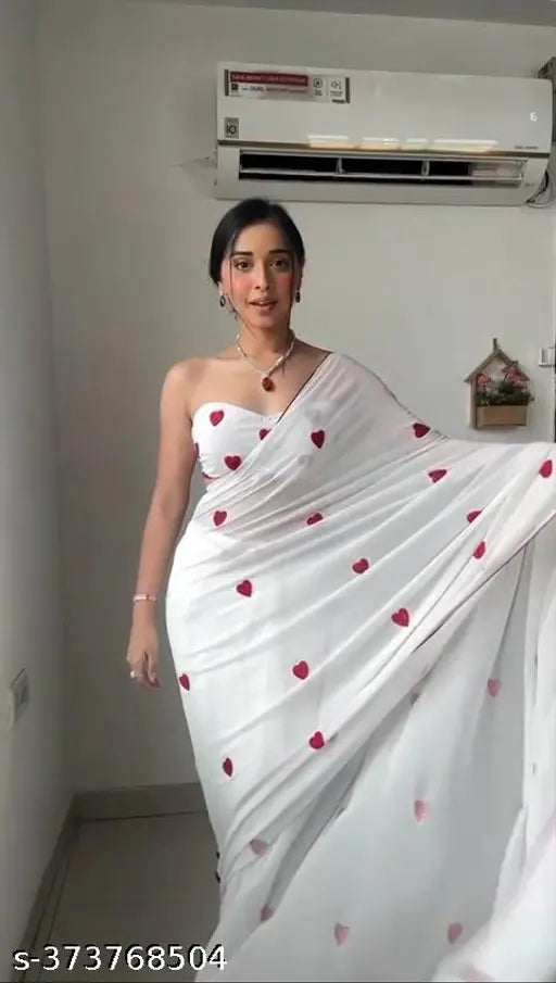 Red heart white Georgette saree with embroidered thread gamthi work, free size