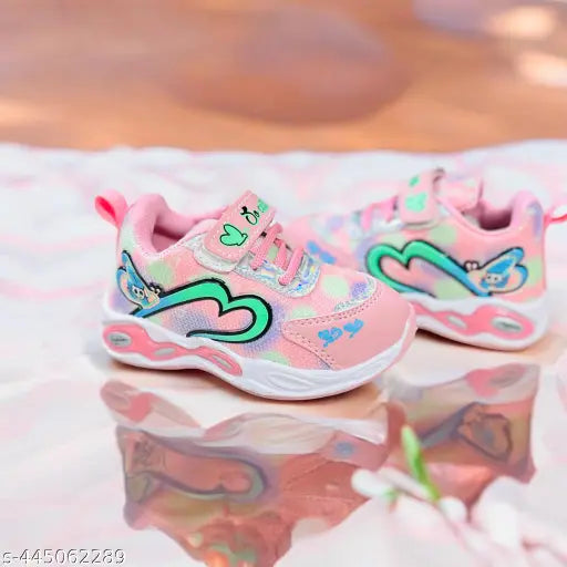 Mesh & PVC girls' casual sports shoes, textured pattern, lace-up design. Lightweight, comfortable, trendy. Sizes: 18-21M (13in), 21-24M (13.5in), 2-2.5Y (14in), 2.5-3Y (14.5in), 3-3.5Y (15.5in), 3.5-4Y (16in). Made in India