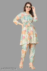 Classy graceful printed women's kurta set with trousers, three-quarter sleeves, Indian design