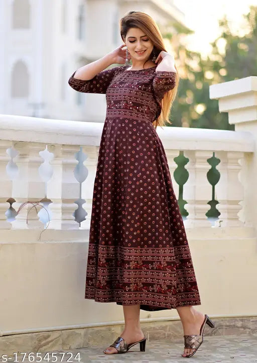 Rayon plus size Anarkali Kurti, printed combo, three-quarter sleeves. Indian handwork on display stand