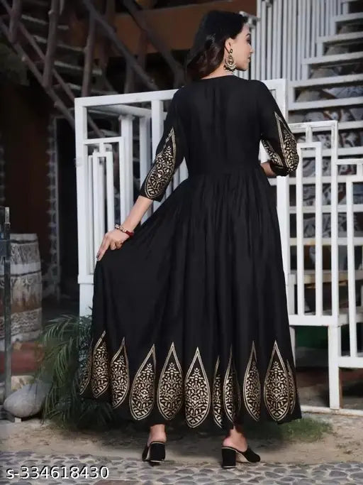 Gold-print rayon kurti, traditional artisan hand-painted pattern, unique Indian ethnic wear with three-quarter sleeves