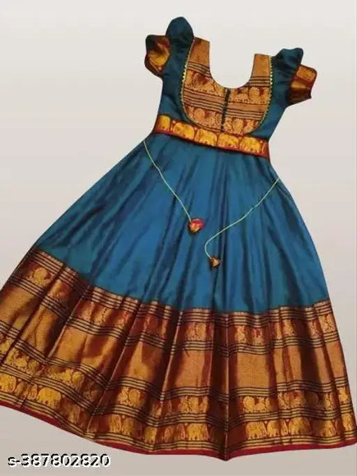 Silk special occasion dress, short sleeves, solid pattern, suitable for girls' weddings and events