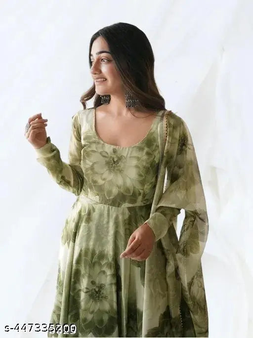 Green floral design georgette kurta with three-quarter sleeves, printed combo, available in multiple sizes from S to 7XL