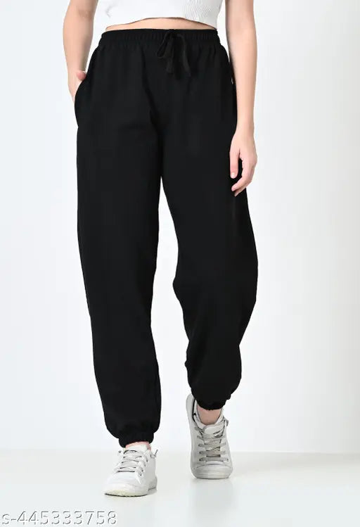Grey heavy weight women's joggers with 2 pockets, comfortable fit for winter, perfect for casual wear