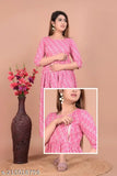 Pink cotton Anarkali maternity kurti, three-quarter sleeves, printed combo. Soft cotton fabric, side zip, India origin