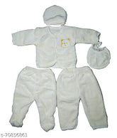 Wool new born baby sweater, long sleeves, 0-3 months, soft & cozy, Indian handcrafted