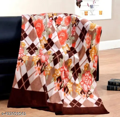 Assorted multicolor lightweight Polar fleece blanket pack - versatile for all seasons, perfect for warm beds or AC use. Fleece material, abstract print, free size (90x60 inches), made in India