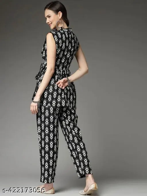 Attractive women's cotton kurta set with palazzos, sleeveless, printed net design, single size XS-XXL (Indian made)