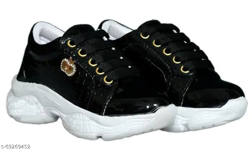 Trendy mesh sports shoes for kids, PU sole, attractive design, lightweight. Size: 18-21 Months - 9 Years