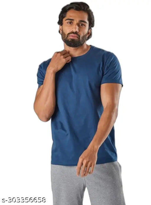 Navy Blue solid polyester men's round neck t-shirt, short sleeves, size M/L originating from India