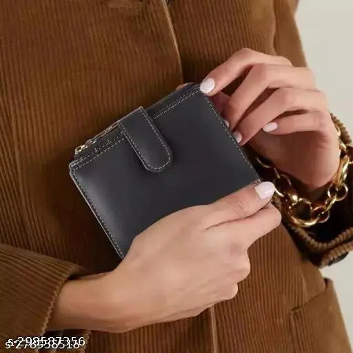 Faux leather women's small clutch, solid net design, elegant and long-lasting purse wallet