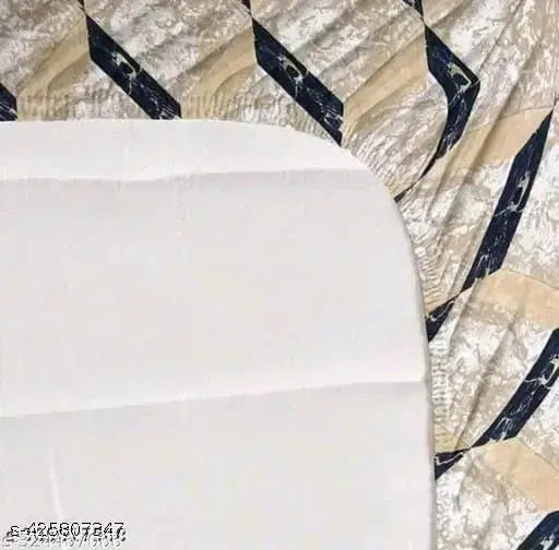 Cotton geometrical-patterned superfine fitted bedsheets with elastic trim, includes 2 pillow covers for summer use, ideal for medium-height mattresses
