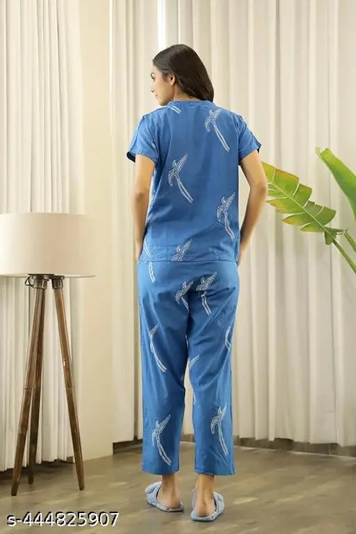 Printed cotton women's night suit, fashionable & comfortable sleepwear with short sleeves, perfect for loungewear in a variety of sizes (S-XXL), made from finest quality fabrics in India