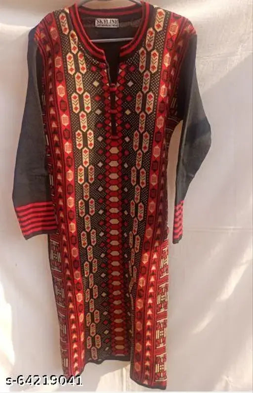 Black wool women's straight-printed kurti with long sleeves, made in India