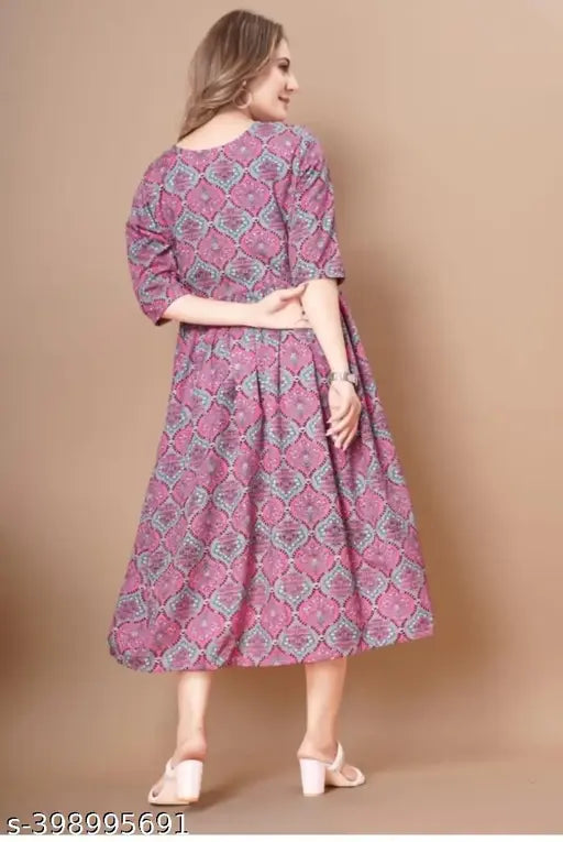 Rayon maternity feeding kurta with three-quarter sleeves, round neck, and an Anarkali pattern in floral print for easy breastfeeding access