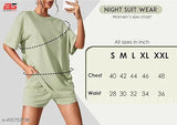 Loose fit cotton blend nightsuit for women, printed net design