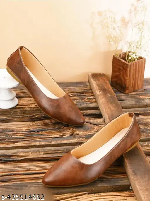 Synthetic leather bellie for women, fashionable footwear in various sizes (IND-3 to IND-9), India origin