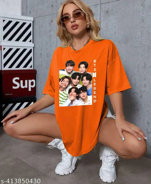 Trendy printed cotton blend half sleeve women's t-shirt, oversized style with short sleeves and vibrant pattern