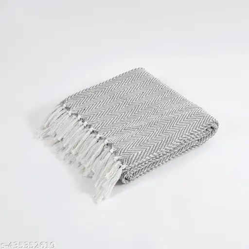 Grey and White HomewayTex 100% Cotton Herringbone Bed Throw/Sofa Throw for Indoor/Outdoor Use - Breathable, Lightweight, Reversible, Luxurious Touch