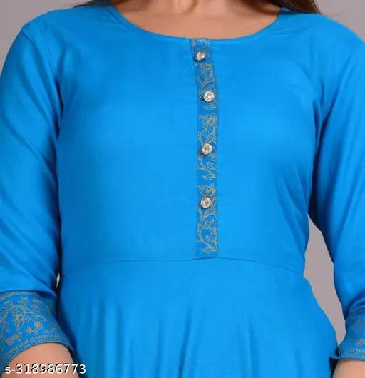 Rayon sky blue short ghera, three-quarter sleeves, solid design, women's clothing on mannequin