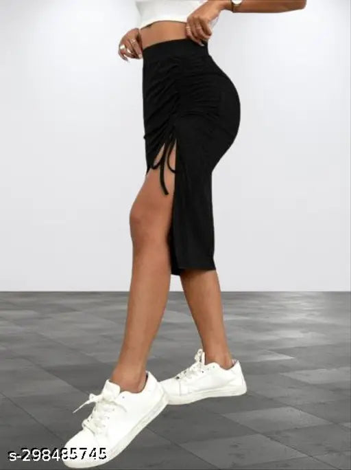 Black polyester pencil skirt, striped with a sexy one-size cut for women's knee length, professional style on hangar