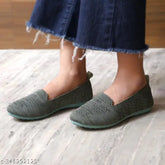 Fashionable textile sneakers, comfortable for women and girls. PVC toe, round loafer pattern. Solid color, Indian origin