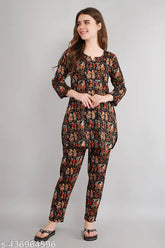 Women's and Girls Rayon Printed Night Suit, Pyjamas with Three-Quarter Sleeves. Viscose rayon fabric, available in various sizes from S to 4XL. Perfect for weddings or special occasions. Made in India