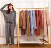 Woolen night suit, three-quarter sleeves, solid pattern pyjamas made in India