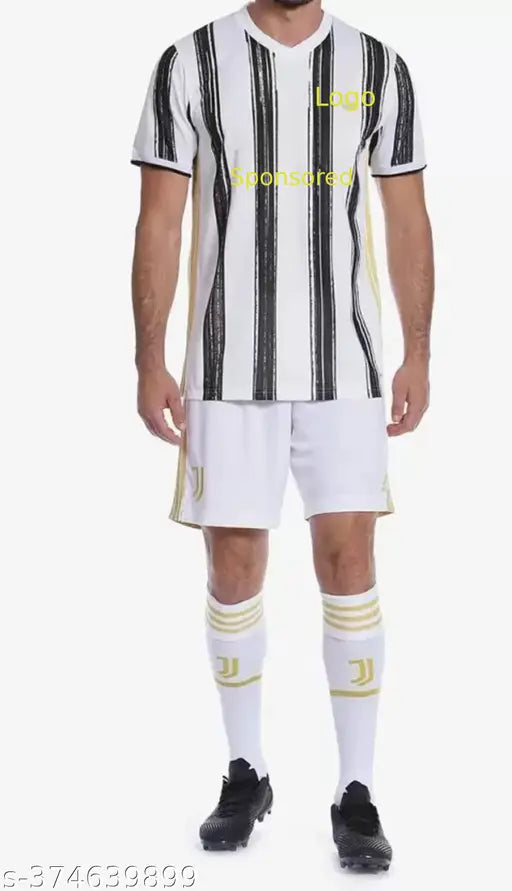 Juventus Ronaldo 7 polyester t-shirt, short sleeves, XS (chest size 18in, length size 25in), India-made football gear for men