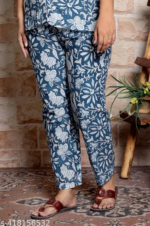 Cotton night suit set for girls and women, printed with elegant patterns. Made in India