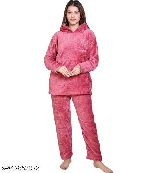 Wool winter casual nightsuit (L/XL/XXL), soft, breathable, and cozy, perfect for girls and women in leisure