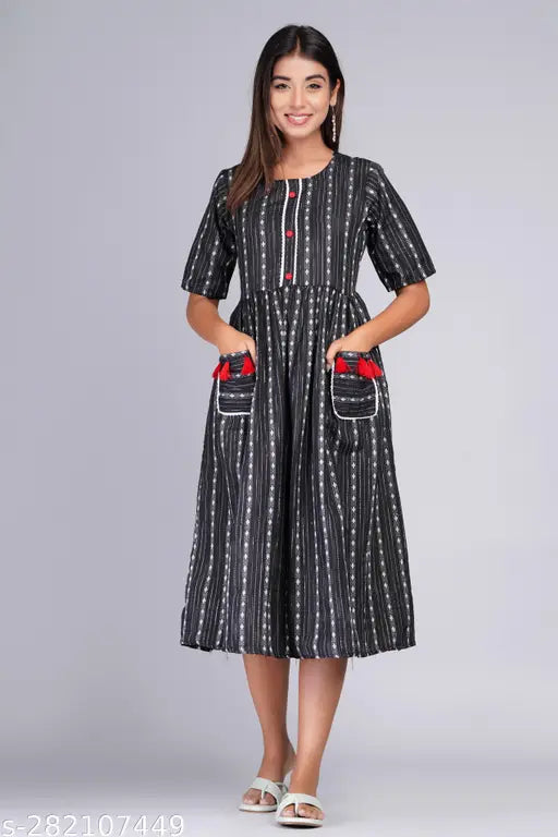 Women's cotton dobby pleated pocket kurtis - trending Indian fashion, single-color print, short sleeves