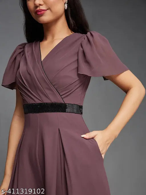 Mauve Georgette relaxed fit v-neck ankle-length jumpsuit with zip closure and slit pocket