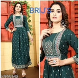 Rayon Taj Mahal Nayra kurta with handwork, printed combo sleeves length three-quarter, India