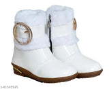 Stylish synthetic leather black boots for girls aged 18 months to 9 years, PU sole and zip net detail