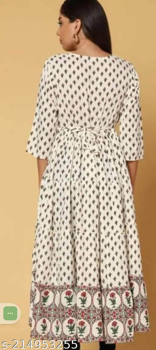 Cream rayon kurti with flower print, three-quarter sleeves, Indian traditional clothing for women. (M: Bust 38in, L: Bust 40in, XL: Bust 42in, XXL: Bust 44in, 4XL available)