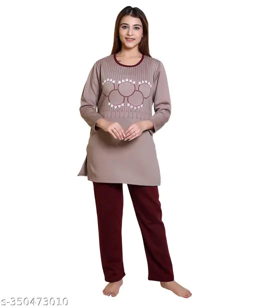 Winter ladies night suit, wool pyjamas set with three-quarter sleeves, printed pattern, multiple sizes available
