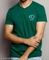 White cotton V-neck t-shirt with printed net pattern, short sleeves, made in India