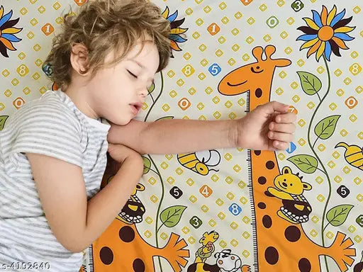 Cream and yellow microfiber giraffe double bedsheet for kids room with matching pillow covers, cute cartoon printed bed cover